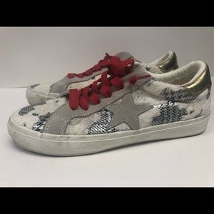 Steven by Steve Madden Star Sneakers Size 6